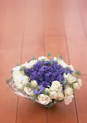 INSIGHTのモダンテーブルランプ